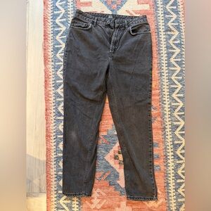 Black Denim Jeans. BDG urban Mom Jean.